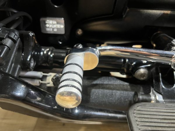 画像3: ★在庫処分★　BMW R18 【KAE-RU】ワイルドシフトチェンジペグ set (3)