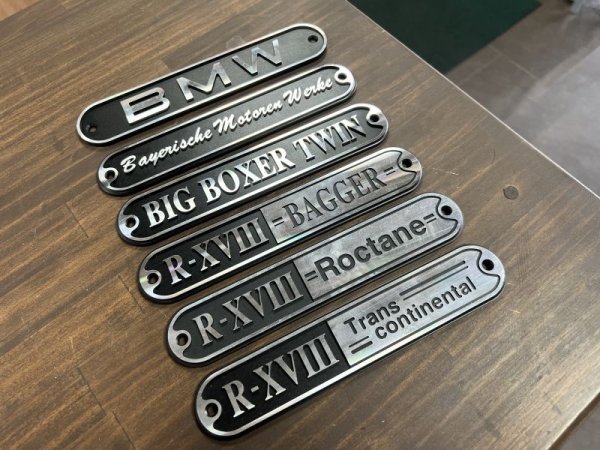 画像3: BMW R18 エンジンプレート (3)