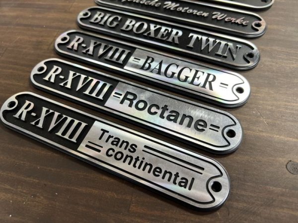 画像5: BMW R18 エンジンプレート (5)