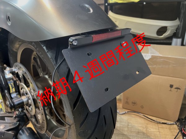 画像1: 【４月発売予定】BMW R18 テールユニット付 フェンダーレスキット (1)