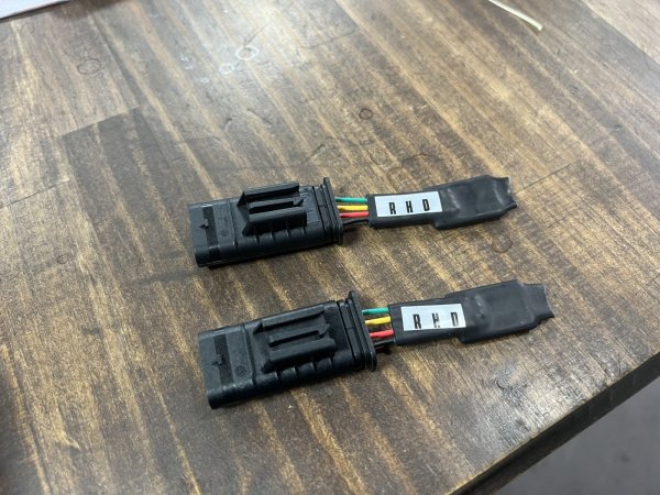 画像1: ＢＭＷ用エキゾーストサーボキャンセラー※BMWR18シリーズは2個必要※ (1)
