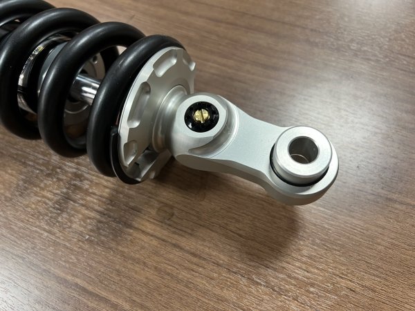 画像2: BMW R18 YSS製 サスペンション 【特別色】 (2)