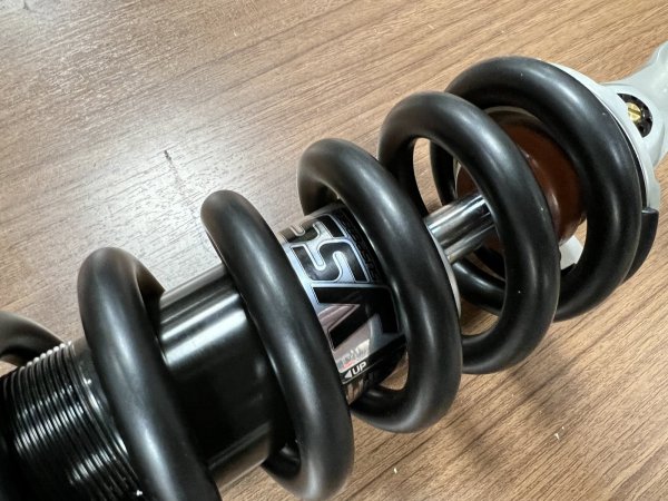 画像3: BMW R18 YSS製 サスペンション 【特別色】 (3)